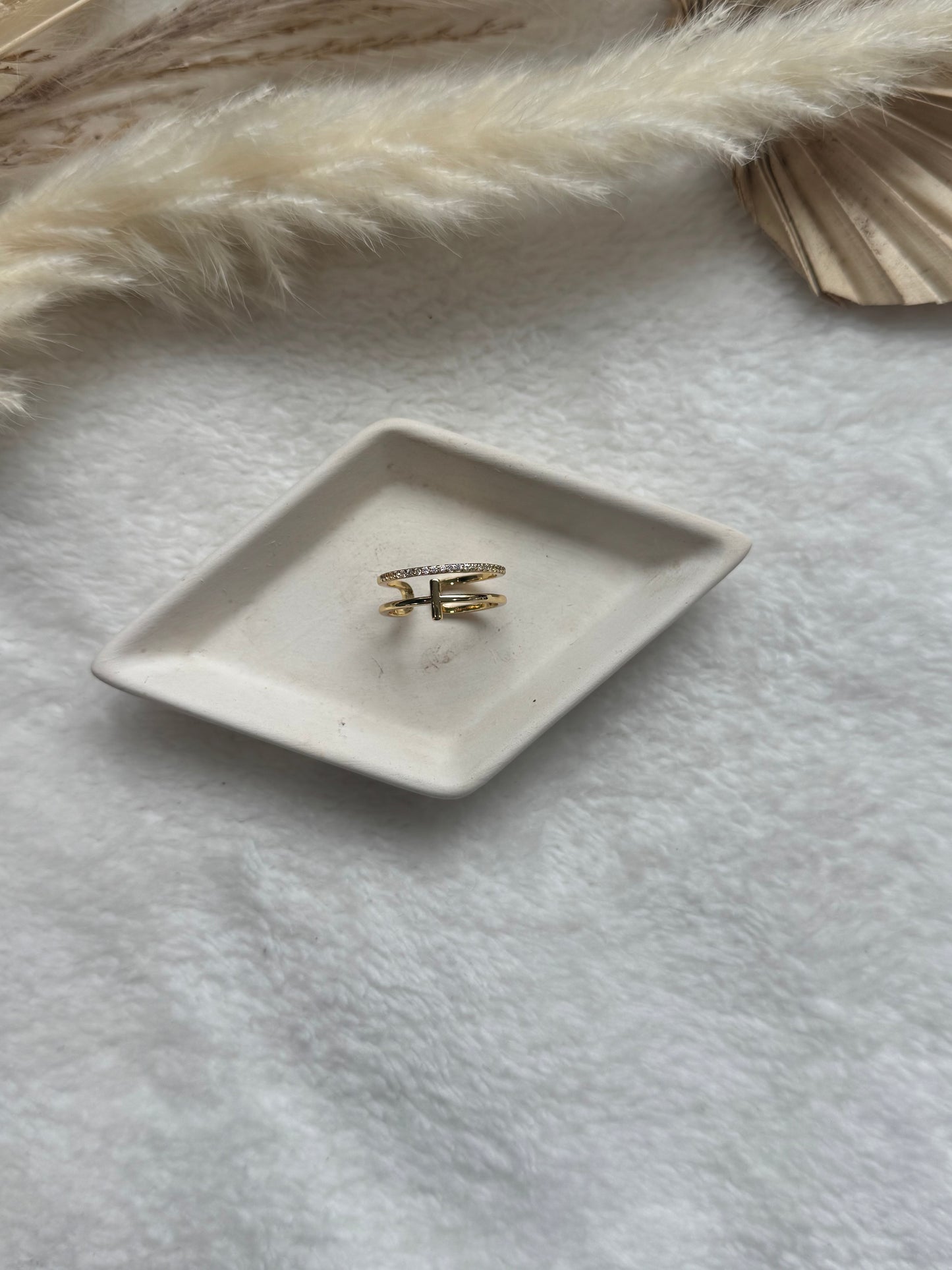 Side Cross Double Ring
