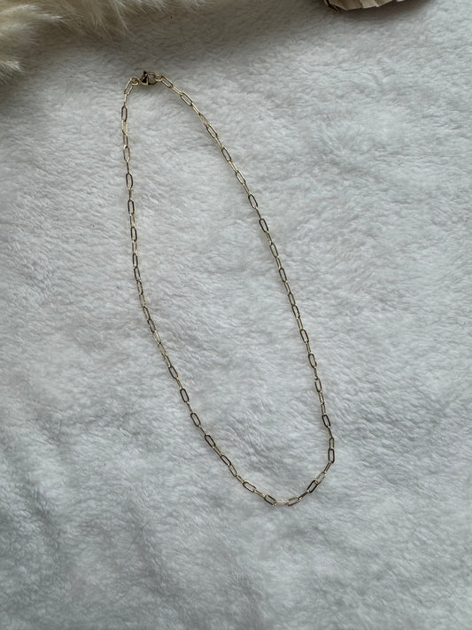 Gold Paper Clip Chain Necklace